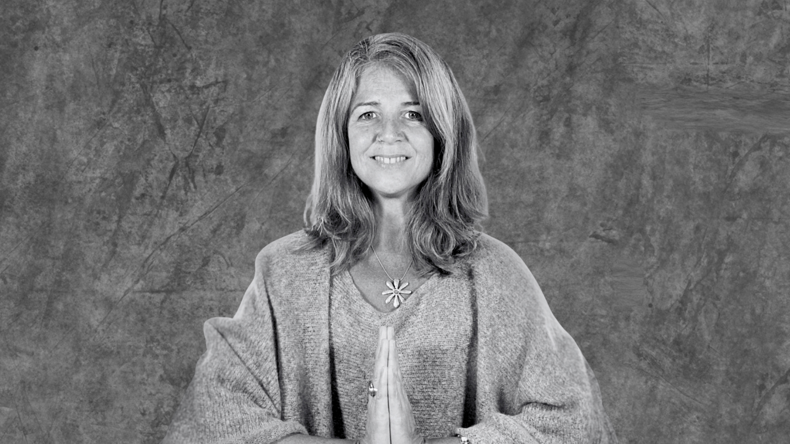 Portrait of Alexa Dean, lead teacher for Pregnancy Yoga and Post Natal Teacher